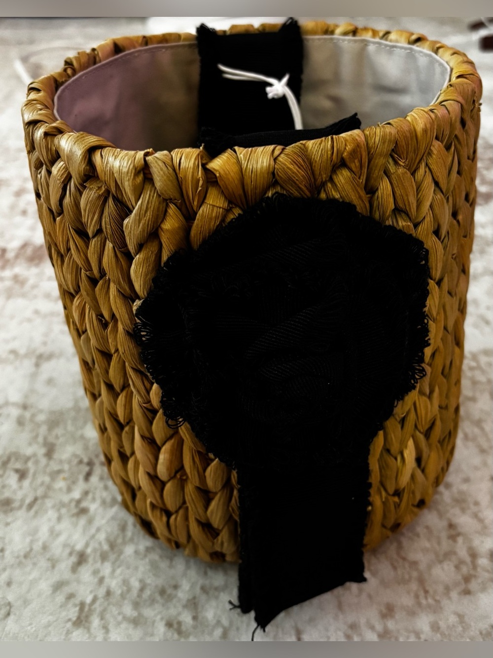 Pamela Munson Petite Isla Bahia Basket Fleur Bag NWT Black Floral Straw Bucket